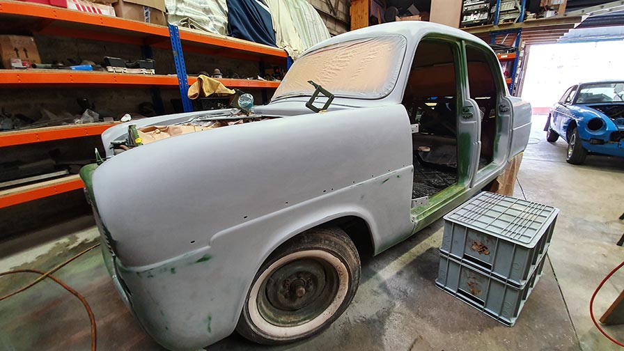 Ford Zephyr Completely Stripped, Straightened and Sealed